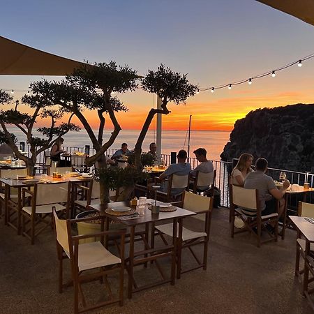 Club Menorca - Solo Adultos Hotel Cala En Porter  Bagian luar foto