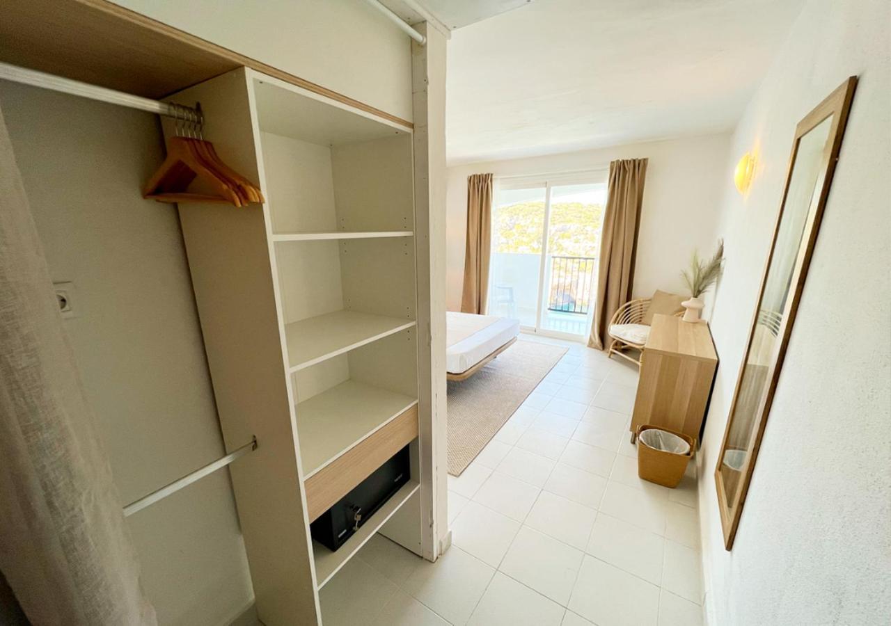 Club Menorca - Solo Adultos Hotel Cala En Porter  Bagian luar foto