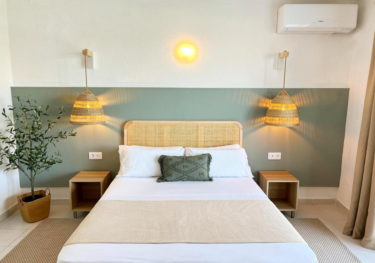 Club Menorca - Solo Adultos Hotel Cala En Porter  Bagian luar foto