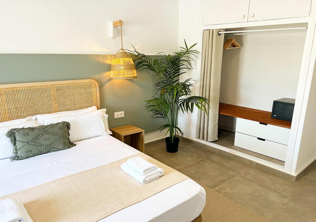 Club Menorca - Solo Adultos Hotel Cala En Porter  Bagian luar foto